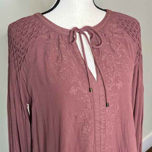 ASTR the Label Mauve Claudine Peasant Blouse Long Sleeve Tie Front Embroidered - Picture 4 of 11